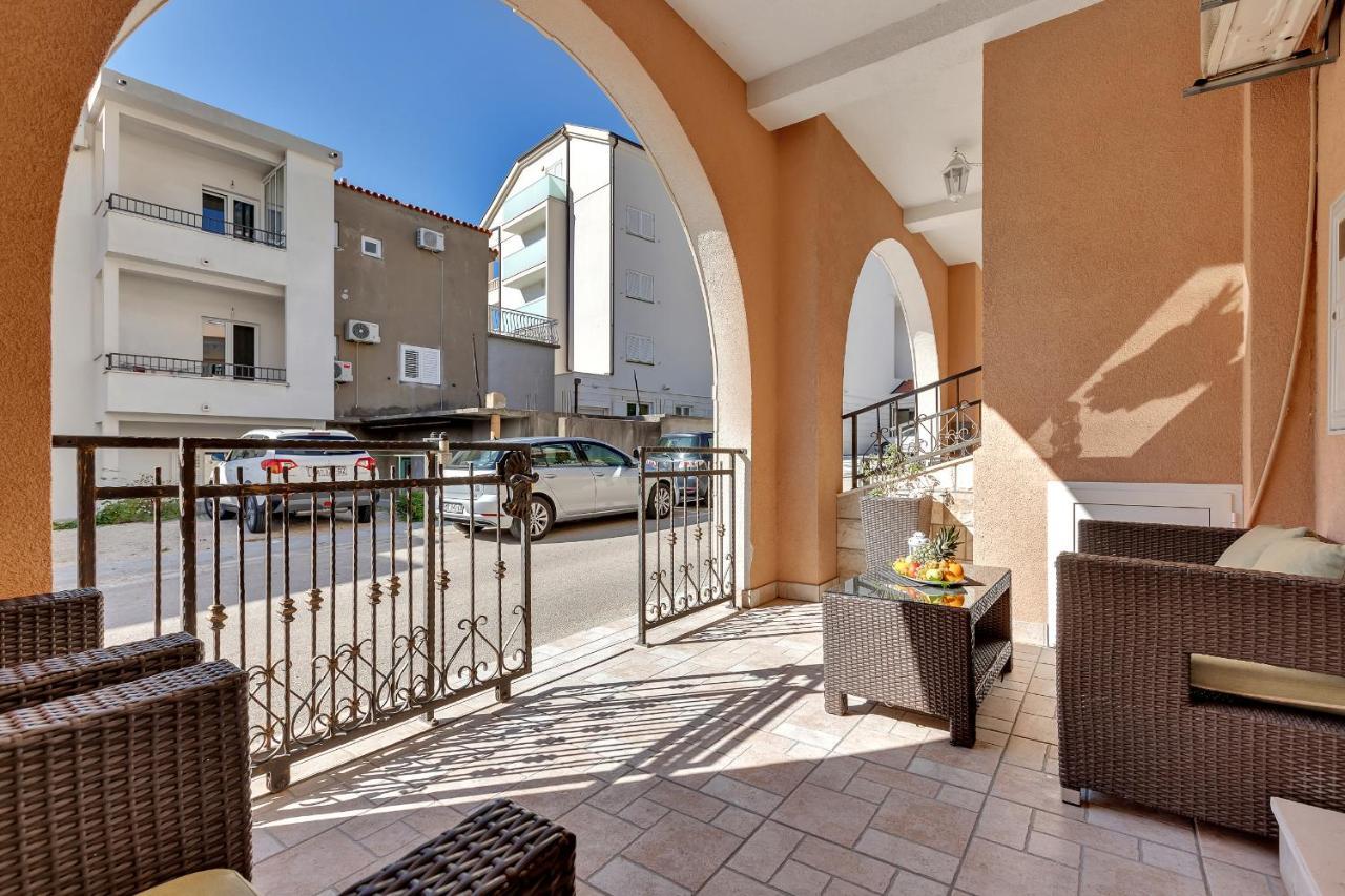 Apartments Zorica Tucepi Exterior photo