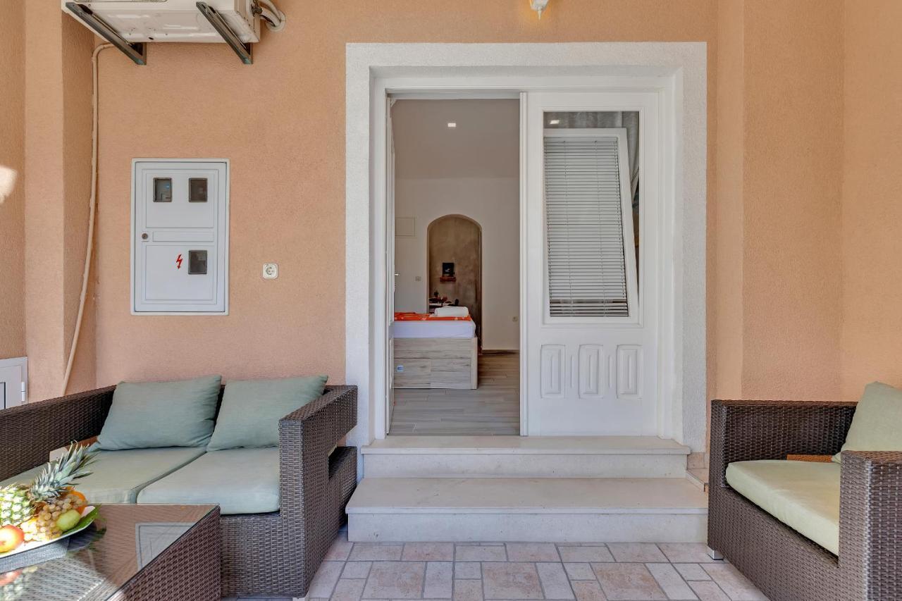 Apartments Zorica Tucepi Exterior photo